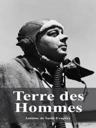 Saint-Exupéry reçoit le Grand Prix de l'Académie Française pour "Terre des Hommes".