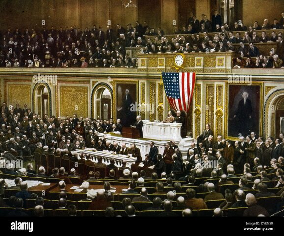 Wilson presenta al Congreso de los EEUU sus 14 puntos.