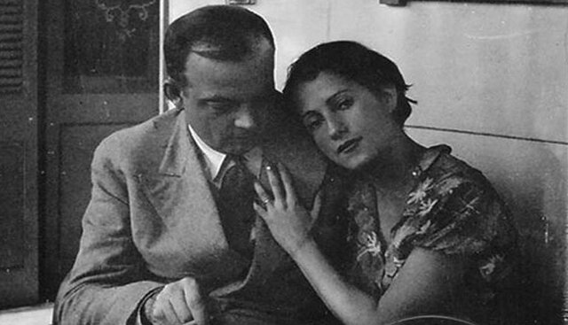 Épouse Consuelo Suncin, civilement, à Nice.