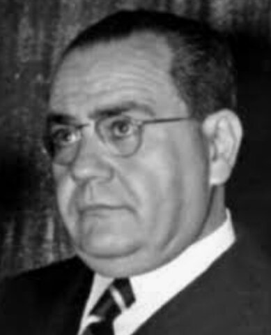 Il solicita une bourse