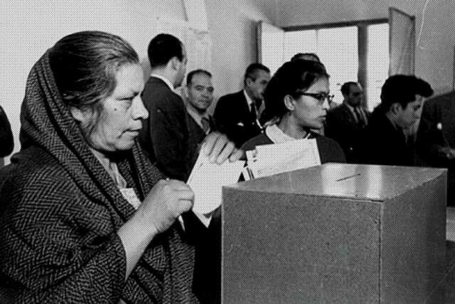 La mujer tiene derecho al voto