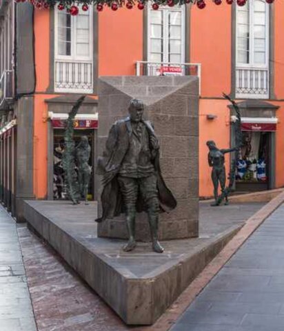 Il mourut à París a l'âge de 64 ans