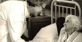 NACIO LA FUNDACIÓN Sant Cristopher’s Hospice