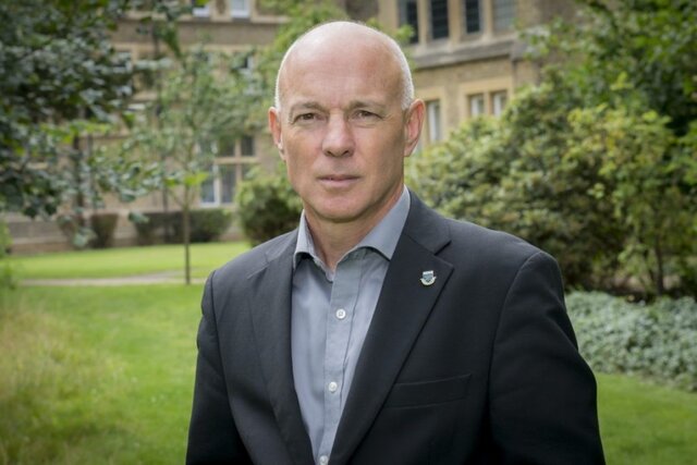 John Brewer publicó Education as Guidance