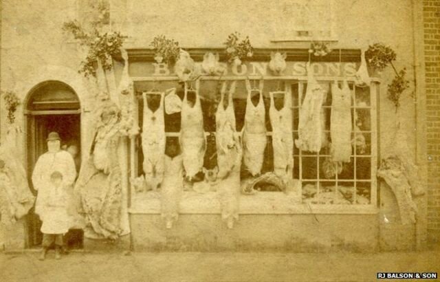 Negocios familiares y locales a pequeña escala