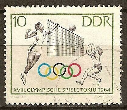 1964 se jugo este deporte por primera vez en los Juegos Olímpicos de Tokio.