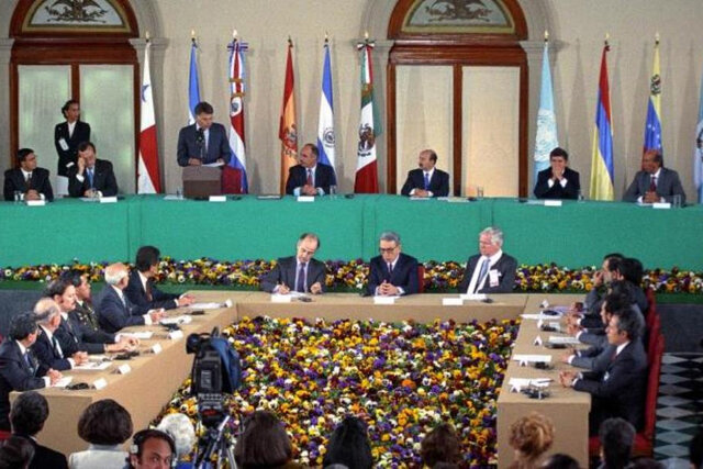 Firma de los Acuerdos de Paz