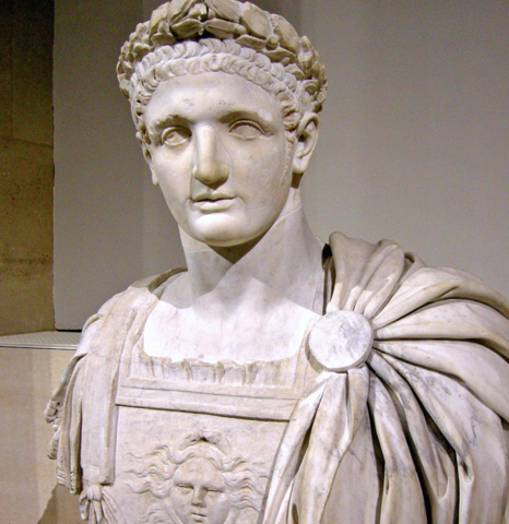 Domiciano es nombrado emperador