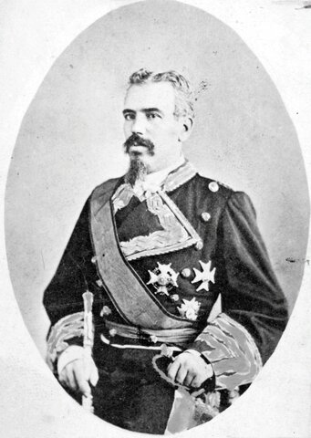 BIOGRAFÍA DE MARTÍNEZ CAMPOS