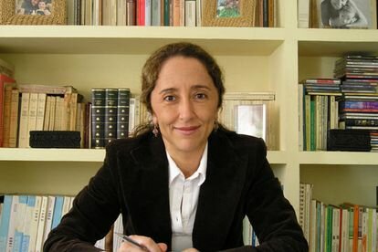 Para Vélaz de Medrano la Orientación Educativa es un “conjunto de conocimientos, metodologías y principios teóricos que fundamentan la planificación, diseño, aplicación y evaluación de la intervención psicopedagógica preventiva y comprensiva