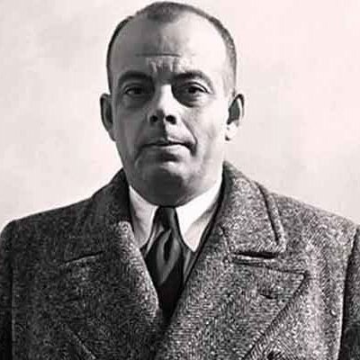Timeline: Antoine de Saint-Exupéry biographie