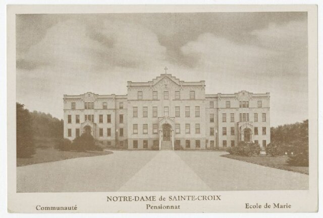 Antoine va à l'école