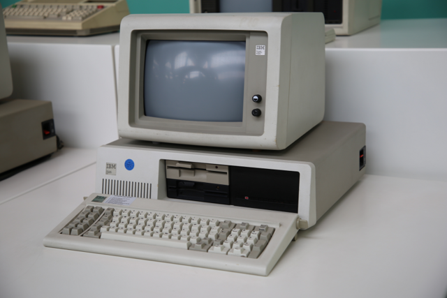 PC-XT BY IBM