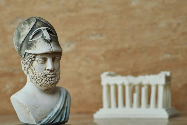 Pericles comienza a gobernar Atenas