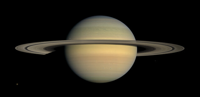 La Sonda Voyager 2 arriba a Saturn