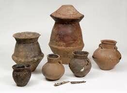 PRIMERS OBJECTES DE METALL