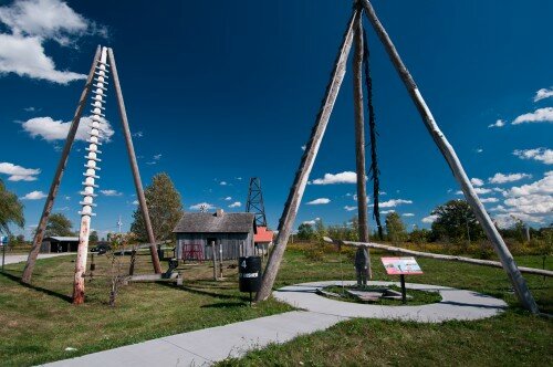 First Commercial Oil Well in North America (Ontario)