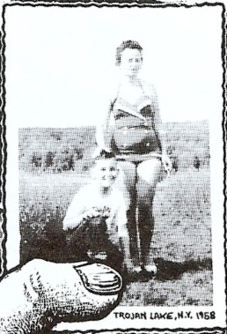 Art Spiegelman is born