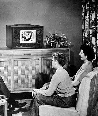 PRIMERA TRASMISIÓN DE TELEVISIÓN