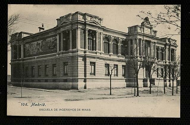 LA PRIMER EXPERIENCIA DE ENSEÑANZA POR CORRESPONDENCIA EN ESPAÑA