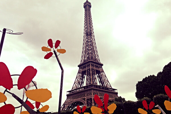 FRANCIA — Empresa YOPLAIT