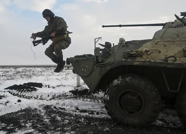 Russia, Ukraine, France, and Germany commit to a ceasefire in Eastern Europe.