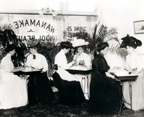 La Primera Salon de Uñas