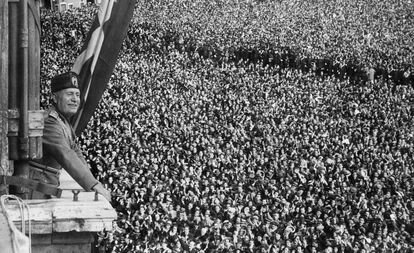 Mussolini becames a dictator