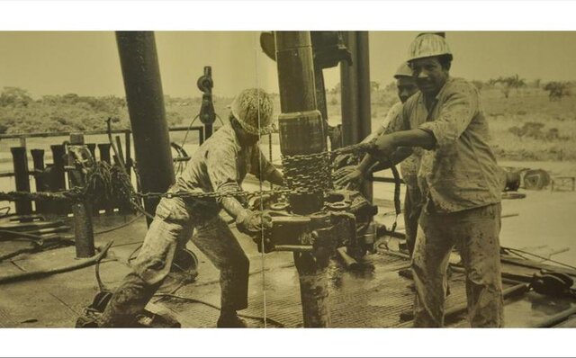 Primer pozo petrolero