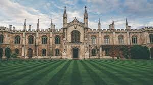 Universidad de Cambridge.
