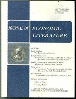 Throsby publica el estado de arte en el Journal of Economics Literature.