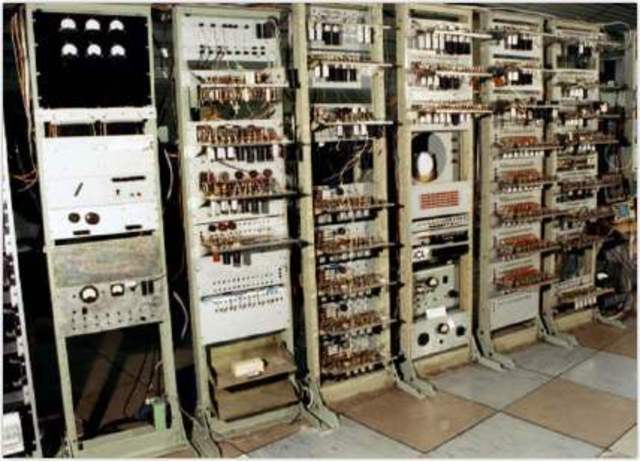 Primeiro Computador - 1946