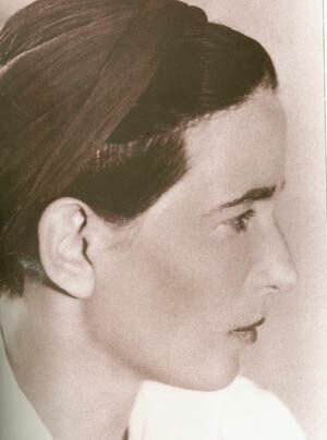 Publication de l'essai "Le Deuxième Sexe"