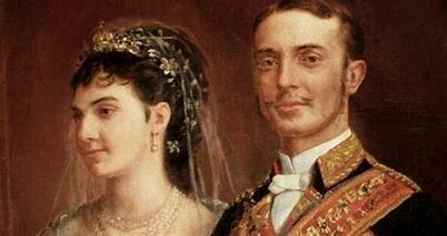 Alfonso XII se casa con María de las Mercedes de Orleans, que fallece meses más tarde.