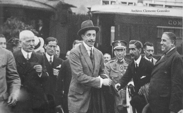 Mayoría de edad de Alfonso XIII.