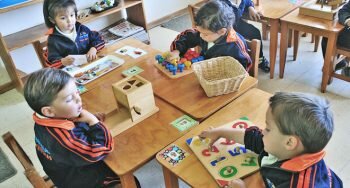 Comenzar el Kínder en una escuela Montessori
