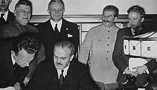 Pacto Ribbentrop-Molotov