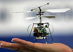 EL HELICÓPTERO ROBOT