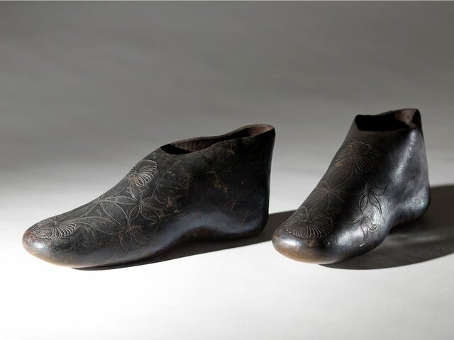 Los Primeros Sneakers