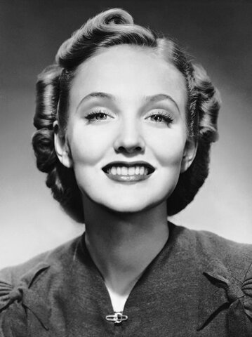 1950: Rizos traseros más cortos y clavados