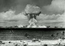 1945 - Derrota de Hitler i el Nazisme.