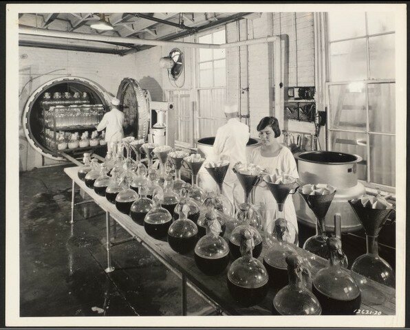 Primeros laboratorios de Estándares