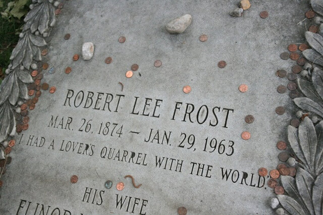 Robert Frost Dies