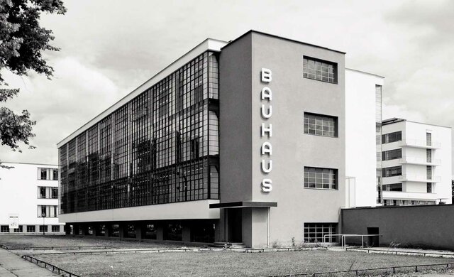 Tancament de l'escola Bauhaus