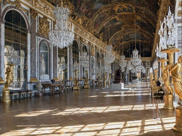 Versailles Becoming the New Capital of France