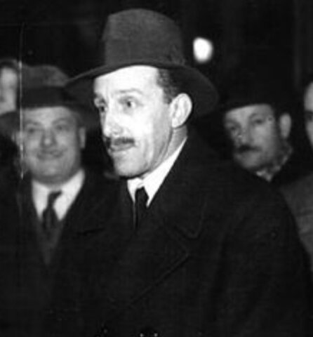 ALFONSO XIII ABANDONA EL PAÍS