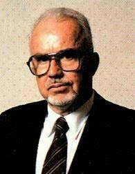 EDMUND JEROME McCARTHY Y LAS 4 "P" 1964