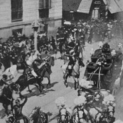 Timeline: LINEA DEL MUNDO