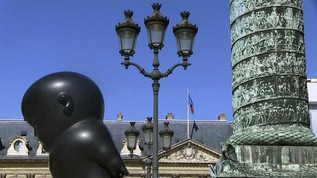 Botero expone en el corazón de París