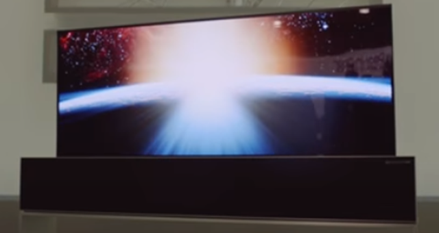 UN TELEVISOR ENROLLABLE